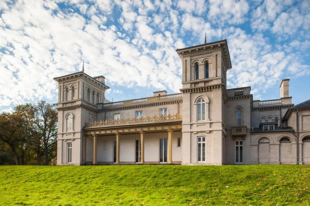 Canada, Ontario, Hamilton, Dundurn Castle, former mid-19th century home of Canadian Prime Minister Sir Allan Napier McNab