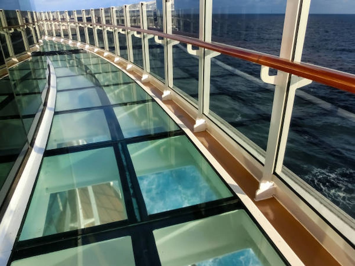 Glass-Bottom-Cruises