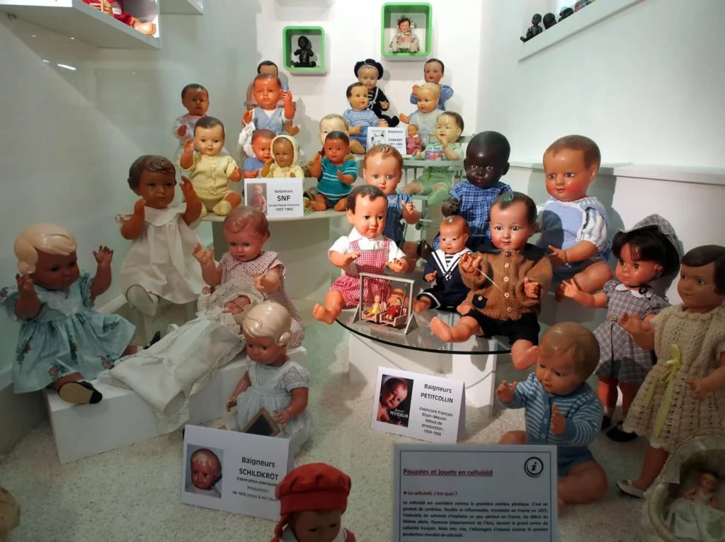 Baigneurs dolls, Musée du jouet de Colmar