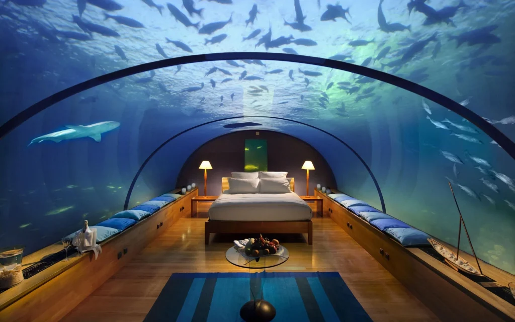 The Underwater Bedroom Of Burj Al Arab Hotel In Dubai!